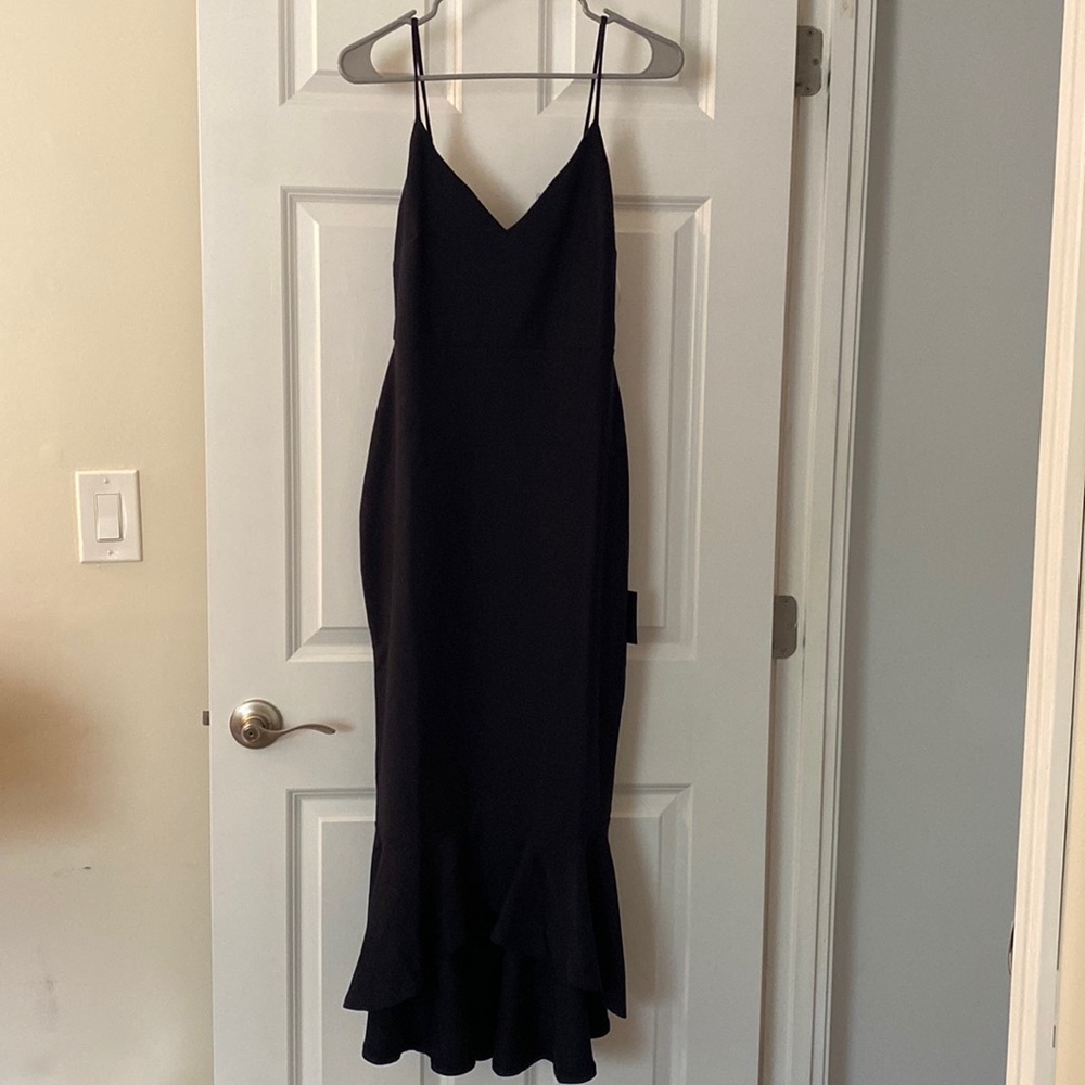 LuLus Midnight Blue Bodycon
Trumpet Hem Midi Dress